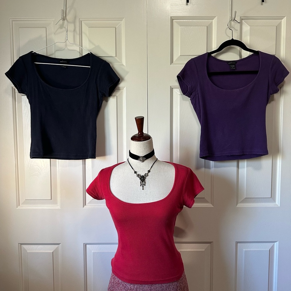 Moda International | 3 Fitted Scoop Neck Tops With bra Bundle | Size S